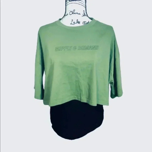 Supply & DEMAND GREEN OVERSIZED CROP TOP - Picture 8 of 8